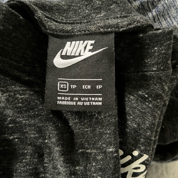 Nike Grey sweatshirt / long sleeve size xs - Picture 4 of 4